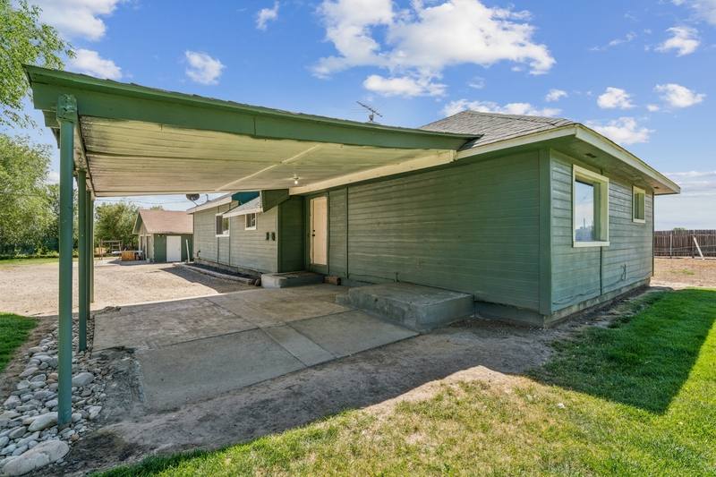 House for rent at 8799 Highway 44, Middleton, ID 83644