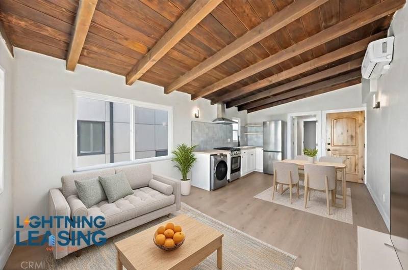 Apartment for rent at 5339 E Ocean Blvd #C, Long Beach, CA 90803
