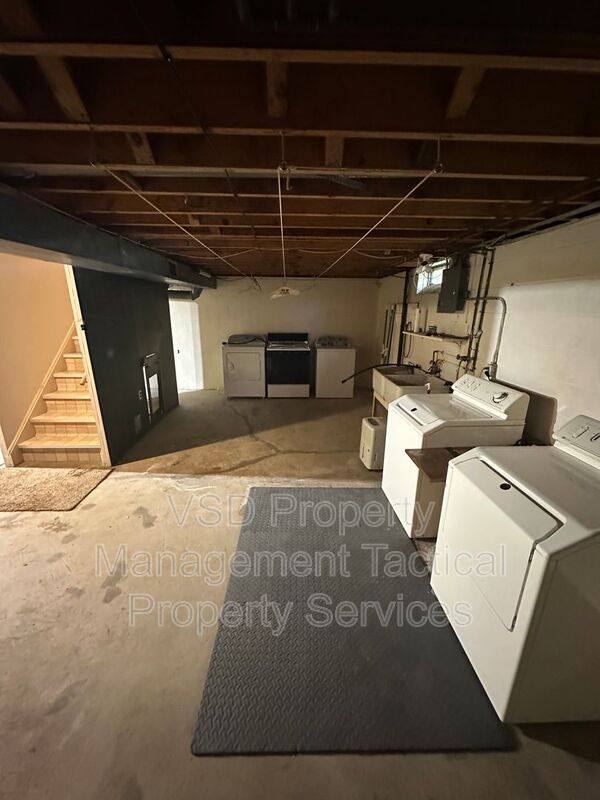House for rent at 6188 Cabrini Lane, Independence, OH 44131
