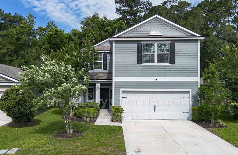 House for rent at 7814 Meadow Walk Lane, Jacksonville, FL 32256