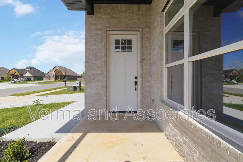 House for rent at 970 Trestle Lane, Centerton, AR 72719