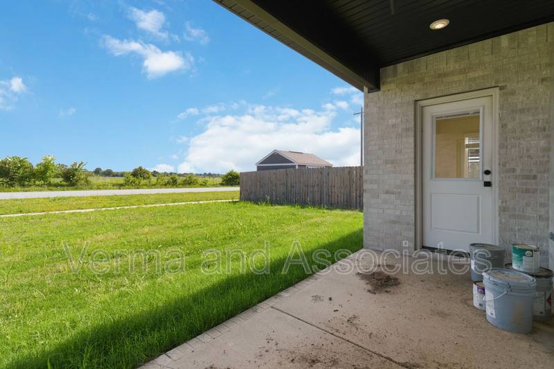 House for rent at 970 Trestle Lane, Centerton, AR 72719