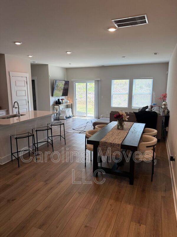 House for rent at 26 Centimeters Dr, Mauldin, SC 29662