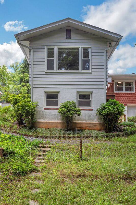 House for rent at 10211 Fox Lane, Fairfax, VA 22030