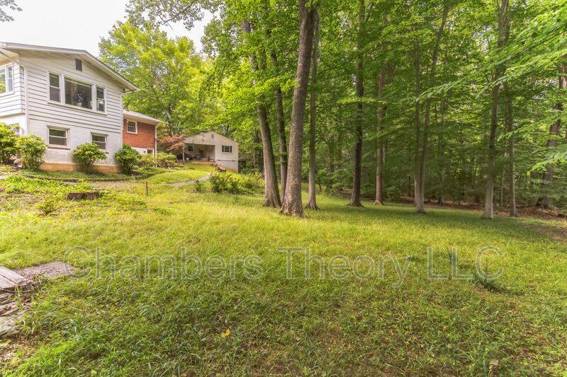 House for rent at 10211 Fox Lane, Fairfax, VA 22030