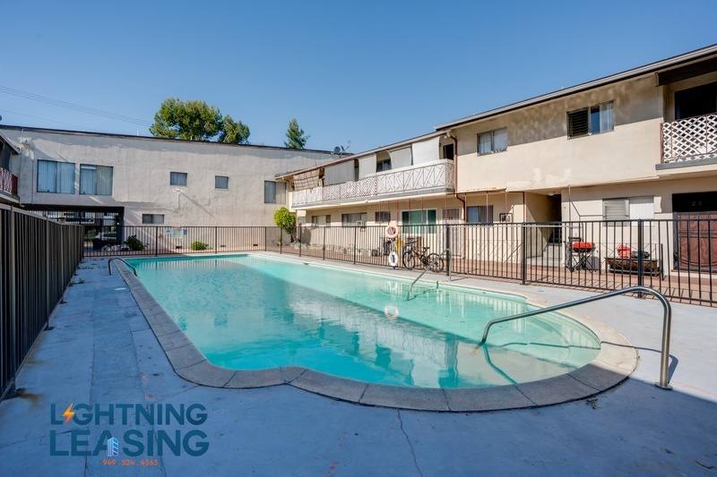 Apartment for rent at 12310 Chandler Blvd #21, Valley Village, CA 91607