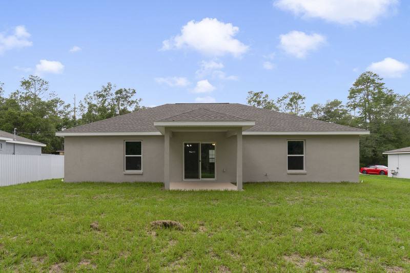 House for rent at 8949 N Cortlandt Dr, Dunnellon, FL 34434