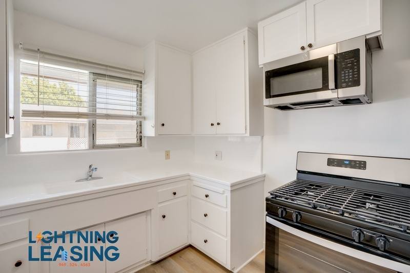 Apartment for rent at 12310 Chandler Blvd #37, Valley Village, CA 91607