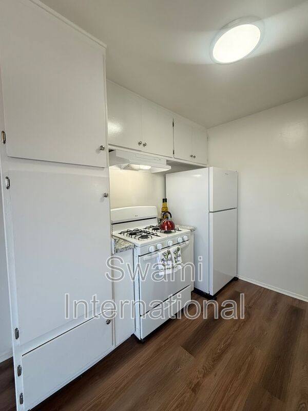 Apartment for rent at 2300 W El Segundo Blvd #19, Gardena, CA 90249
