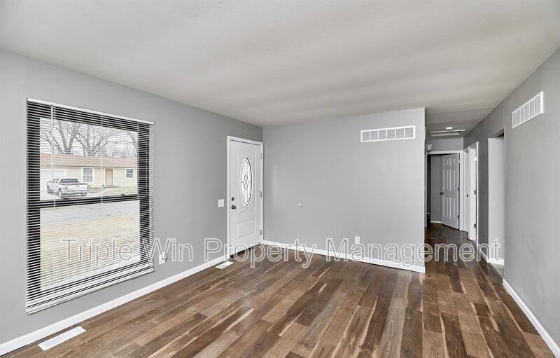 House for rent at 3049 Orton St, Saint Charles, MO 63301