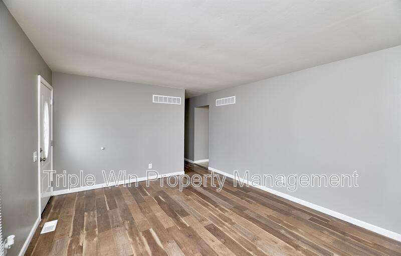 House for rent at 3049 Orton St, Saint Charles, MO 63301