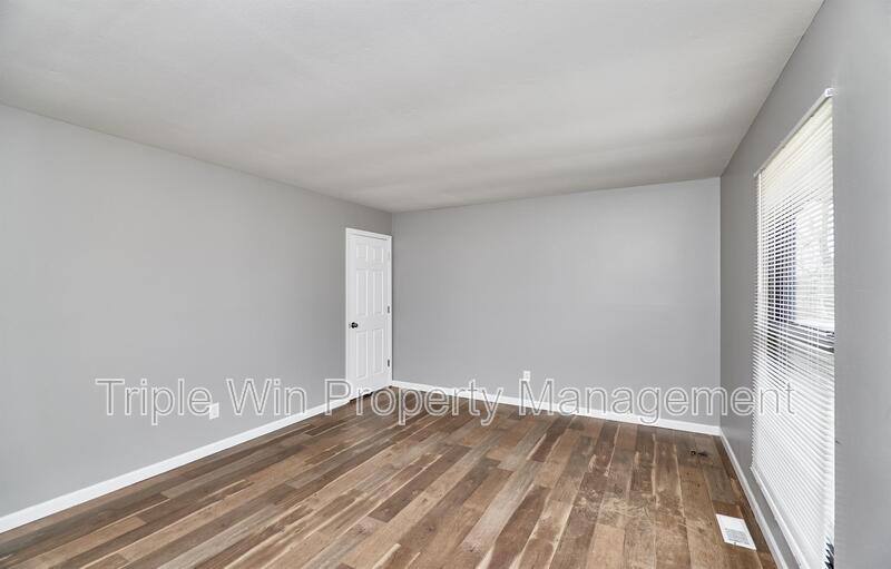 House for rent at 3049 Orton St, Saint Charles, MO 63301