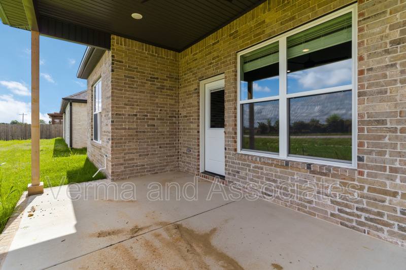 House for rent at 980 Trestle Lane, Centerton, AR 72719