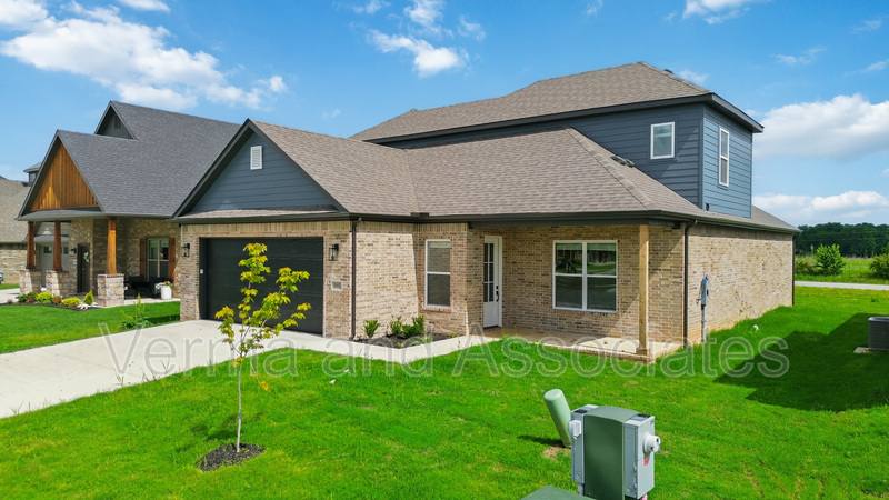 House for rent at 980 Trestle Lane, Centerton, AR 72719