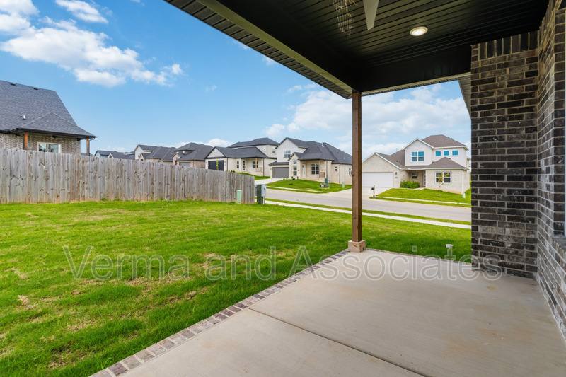 House for rent at 1031 Whistler St, Centerton, AR 72719