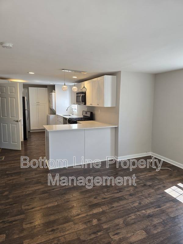 House for rent at 1017 Rodey Ave, Charlotte, NC 28206