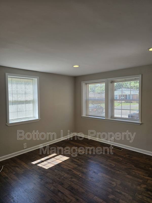 House for rent at 1017 Rodey Ave, Charlotte, NC 28206