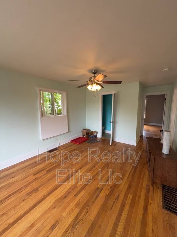 House for rent at 1230 N Chestnut St, Colorado Springs, CO 80905