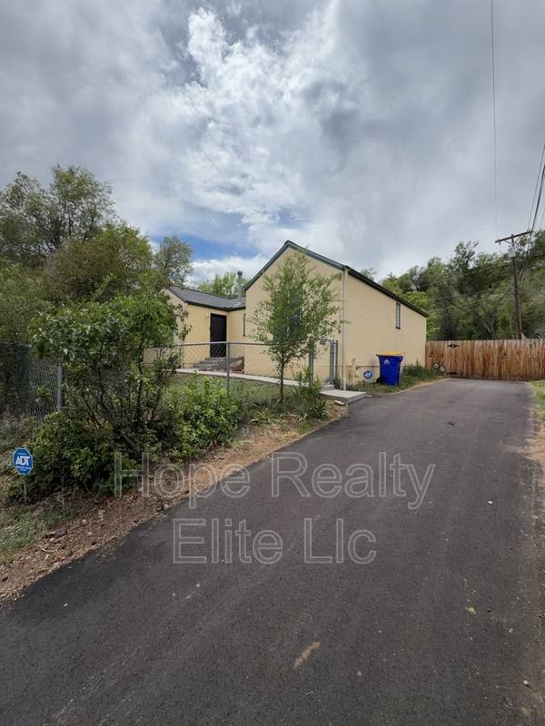 House for rent at 1230 N Chestnut St, Colorado Springs, CO 80905