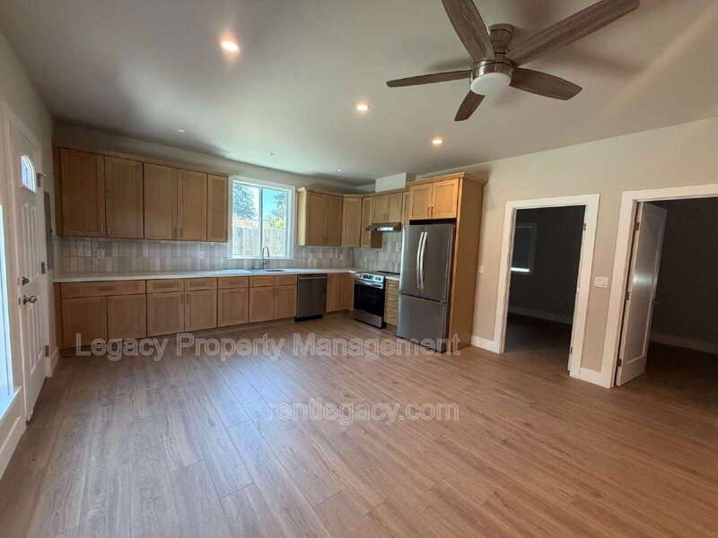 House for rent at 1195 Heather Court #A, Concord, CA 94520