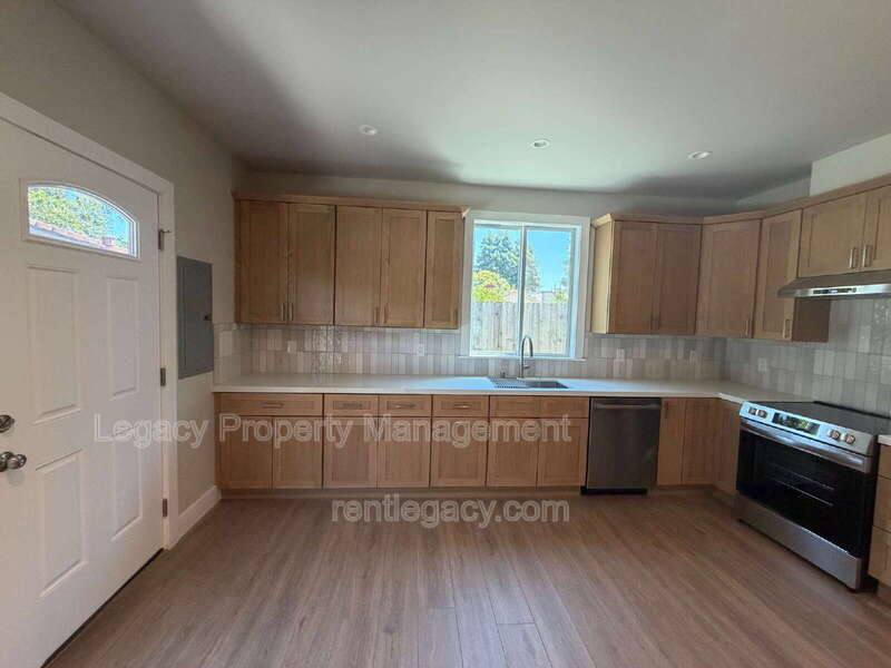 House for rent at 1195 Heather Court #A, Concord, CA 94520
