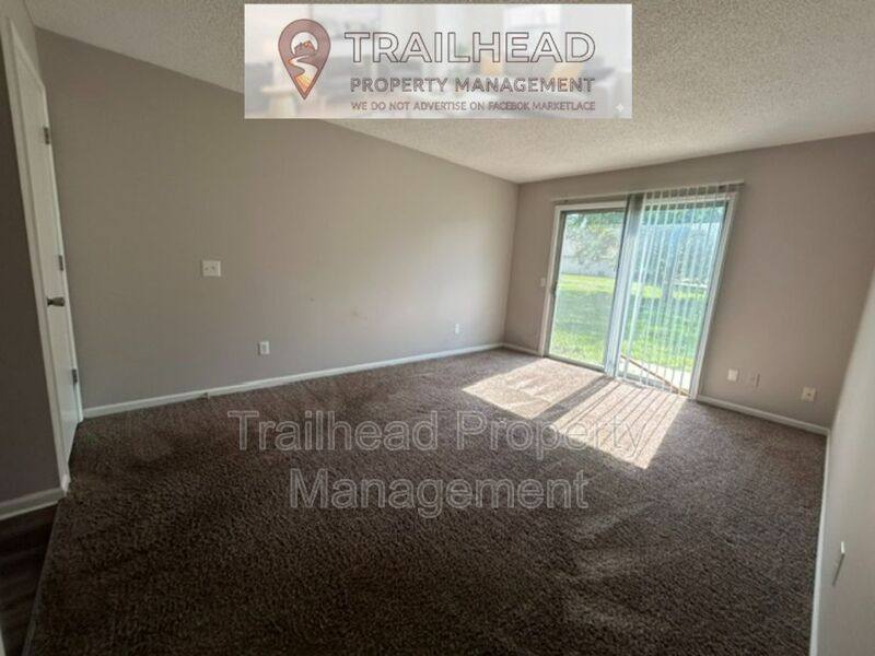 Townhouse for rent at 1323 Laurel St, Kearney, MO 64060