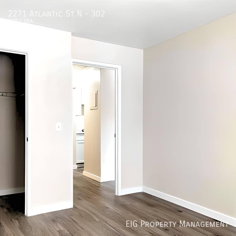 Apartment for rent at 2271 Atlantic St N, Saint Paul, MN 55109