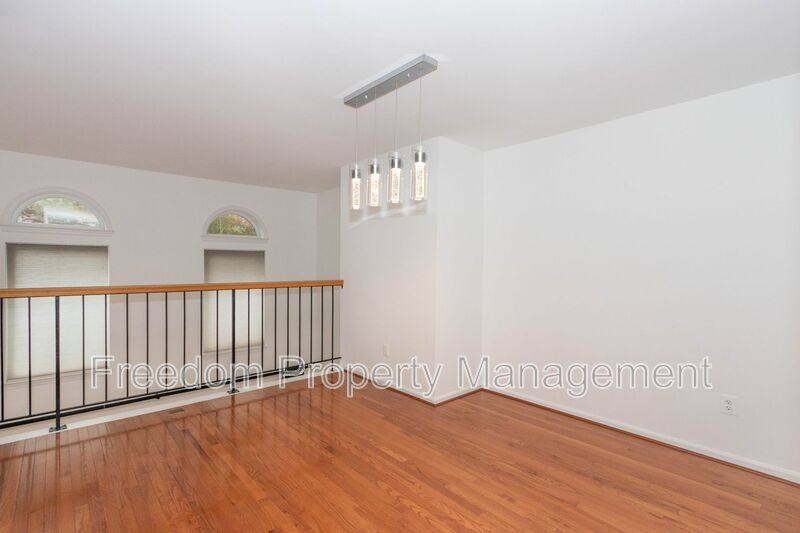 Townhouse for rent at 13939 Preacher Chapman Place, Centreville, VA 20121