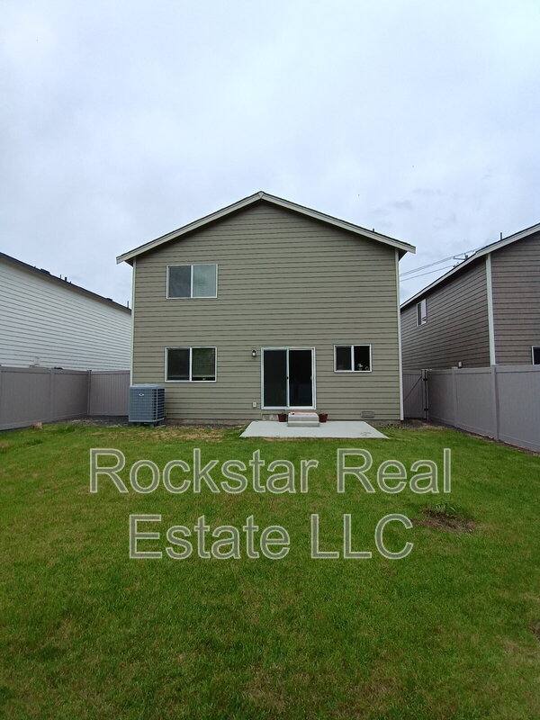 House for rent at 109 W Goldenrod Ave, Spokane, WA 99224