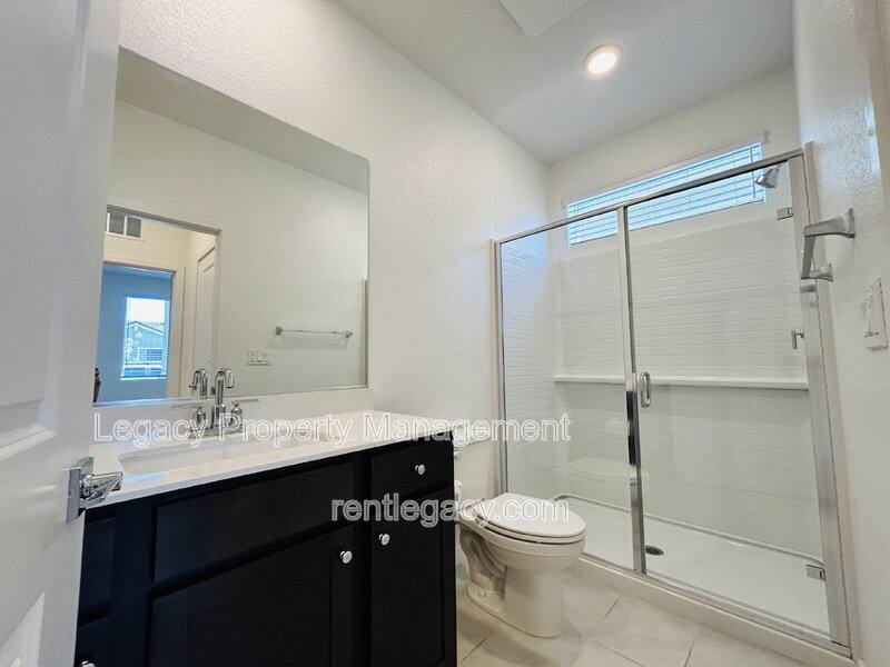 House for rent at 8057 Moongate Way, Roseville, CA 95747