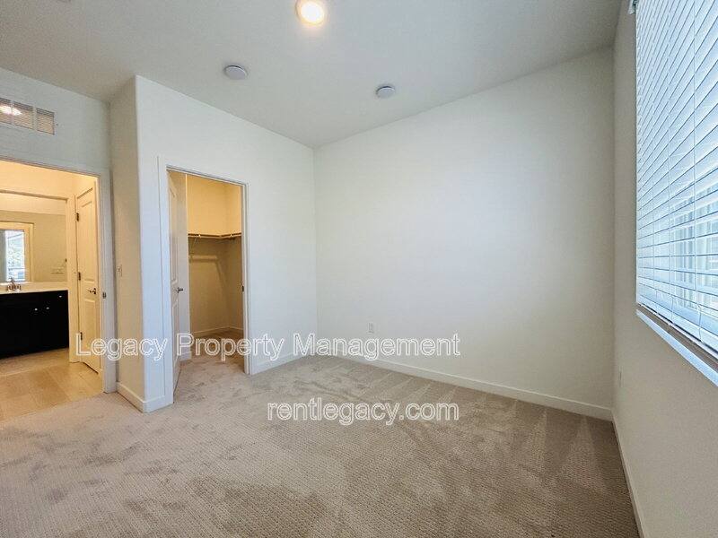 House for rent at 8057 Moongate Way, Roseville, CA 95747