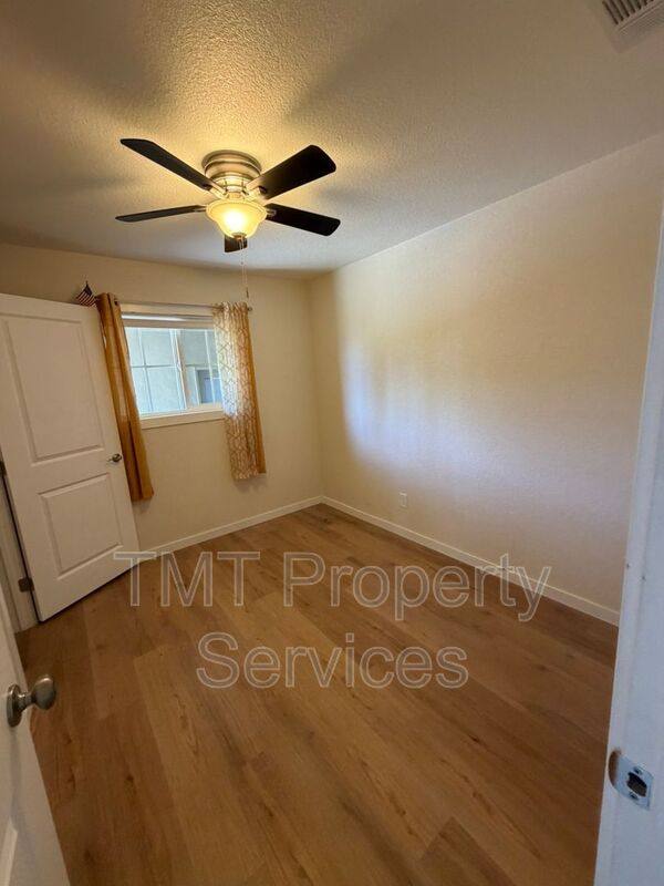 House for rent at 6519 Prentiss Dr, Sacramento, CA 95823