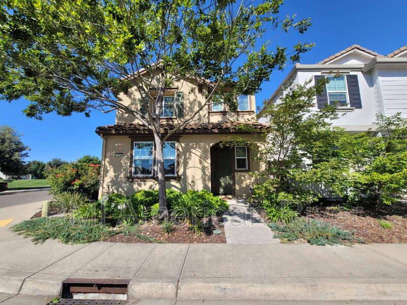 House for rent at 3238 Chelmer Way, Rancho Cordova, CA 95670
