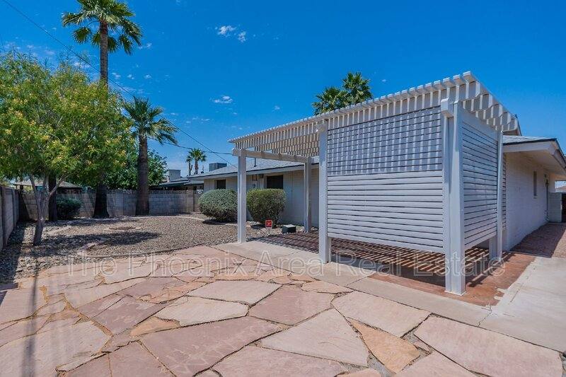 House for rent at 1001 E Campus Dr, Tempe, AZ 85282