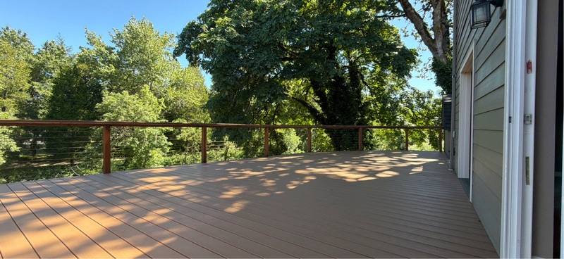 Townhouse for rent at 1060 SE Miller Ave, Dallas, OR 97338