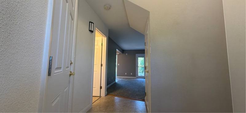Townhouse for rent at 1060 SE Miller Ave, Dallas, OR 97338