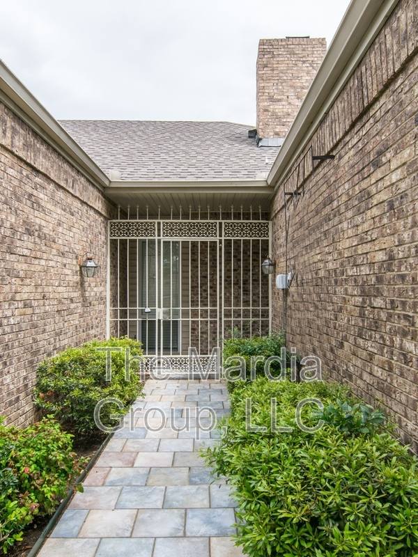 House for rent at 3215 San Sebastian Dr, Carrollton, TX 75006