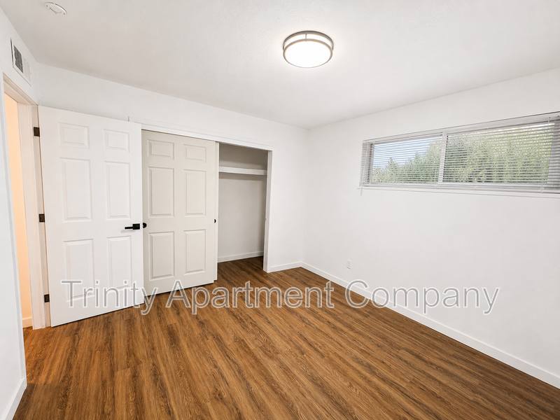 Apartment for rent at 636 640 644 Grove St Se-Unit- C Se-Union, Albuquerque, NM 87108
