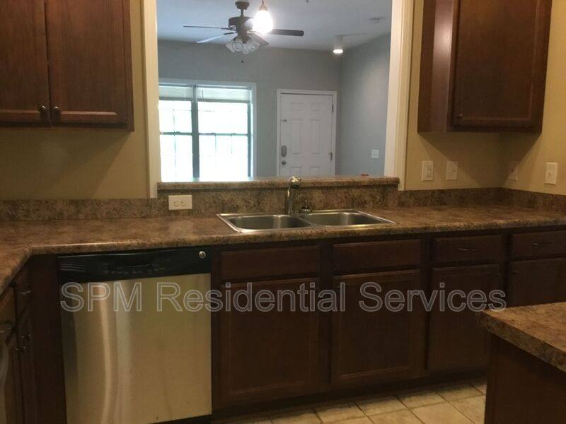Condo for rent at 115 Covil Ave #204, Wilmington, NC 28403