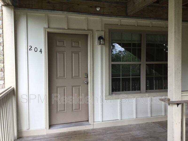 Condo for rent at 115 Covil Ave #204, Wilmington, NC 28403