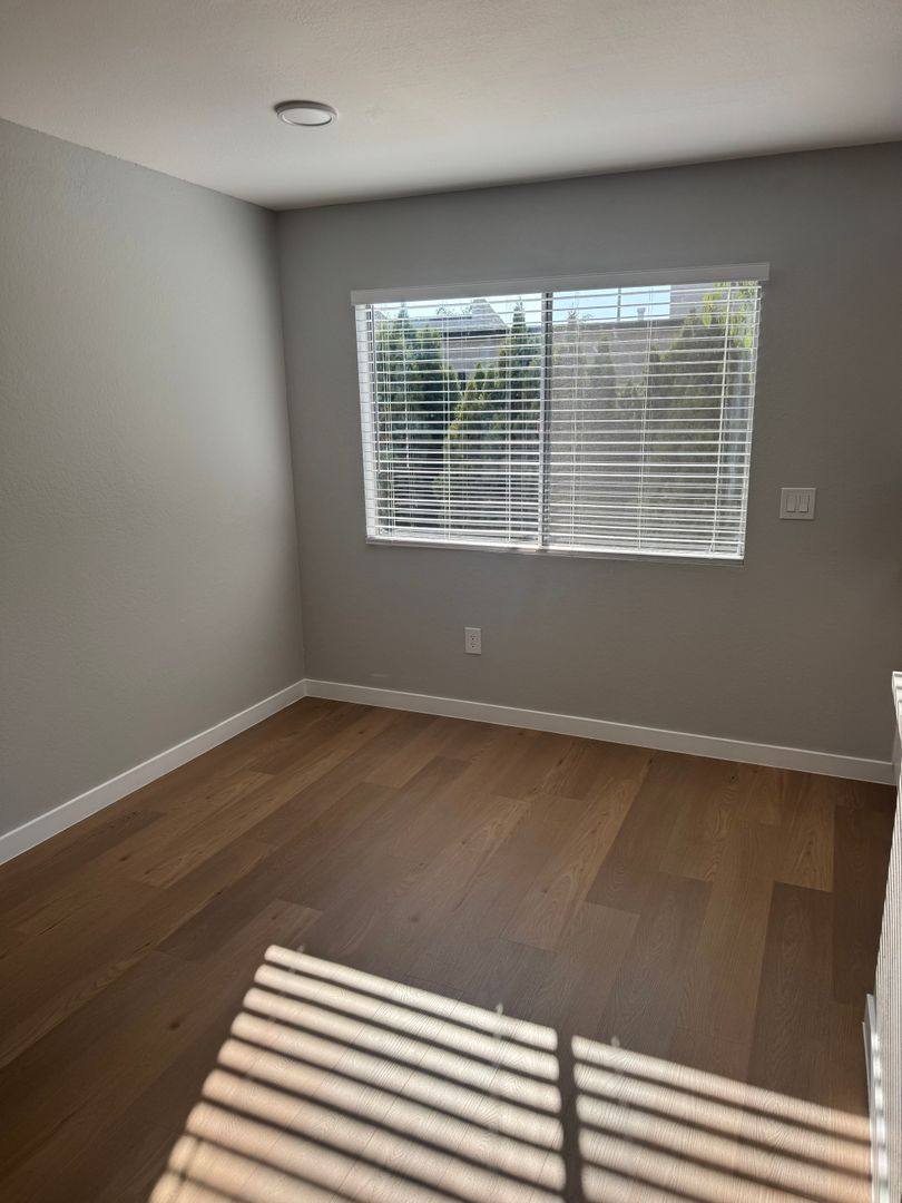 Apartment for rent at 16861 Green Lane, Huntington Beach, CA 92649