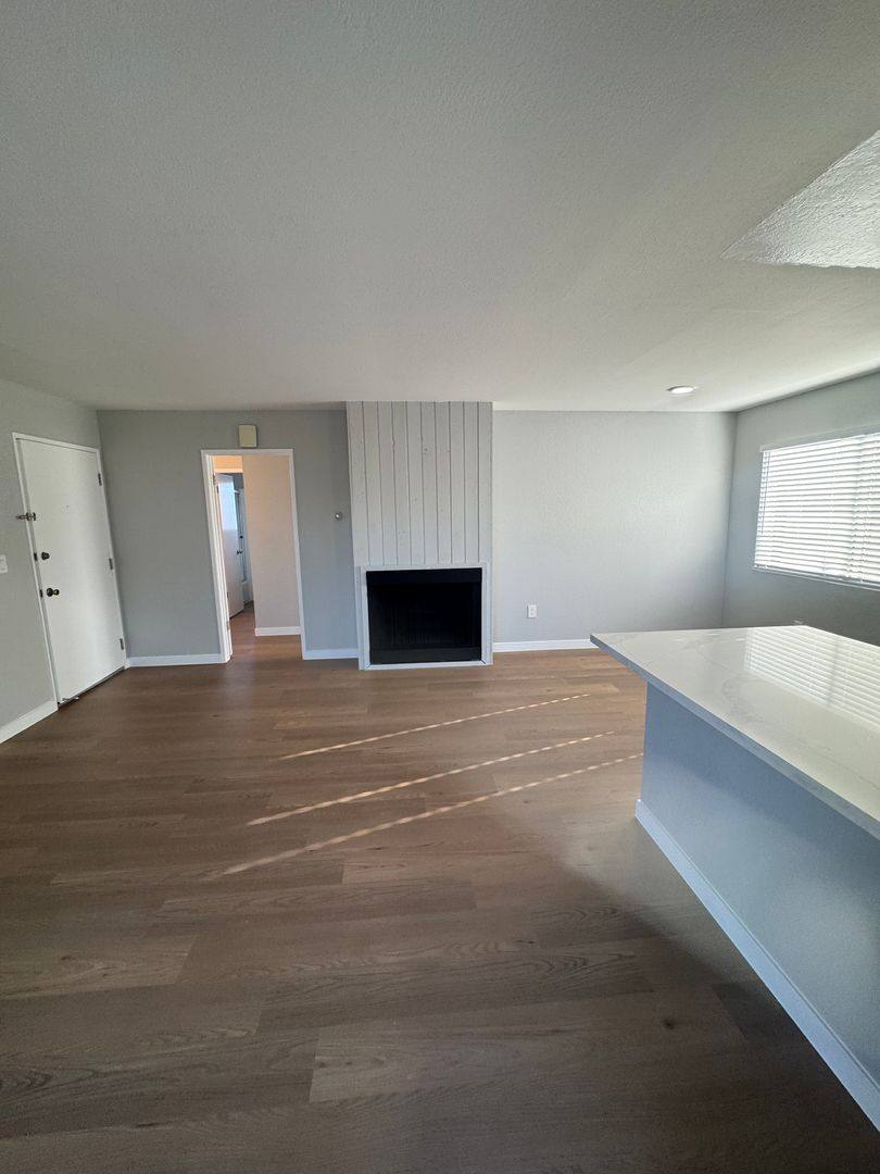Apartment for rent at 16861 Green Lane, Huntington Beach, CA 92649