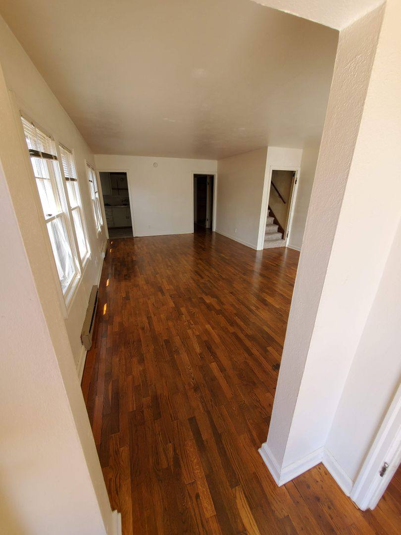 Apartment for rent at 465 & 473 E, Eugene, OR 97401