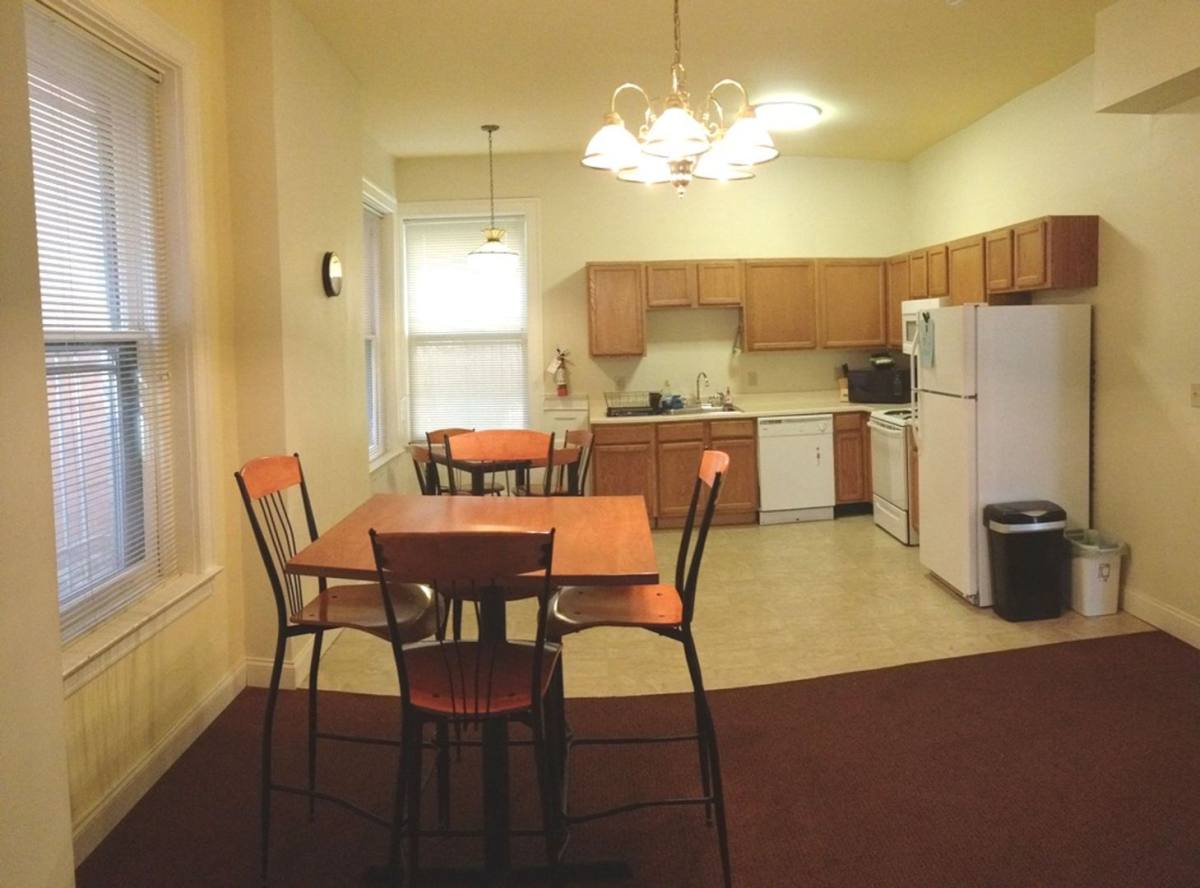 Apartment for rent at 237 N Dithridge, Pittsburgh, PA 15213