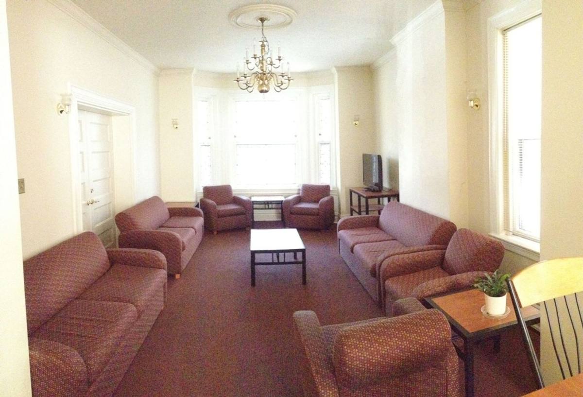 Apartment for rent at 237 N Dithridge, Pittsburgh, PA 15213