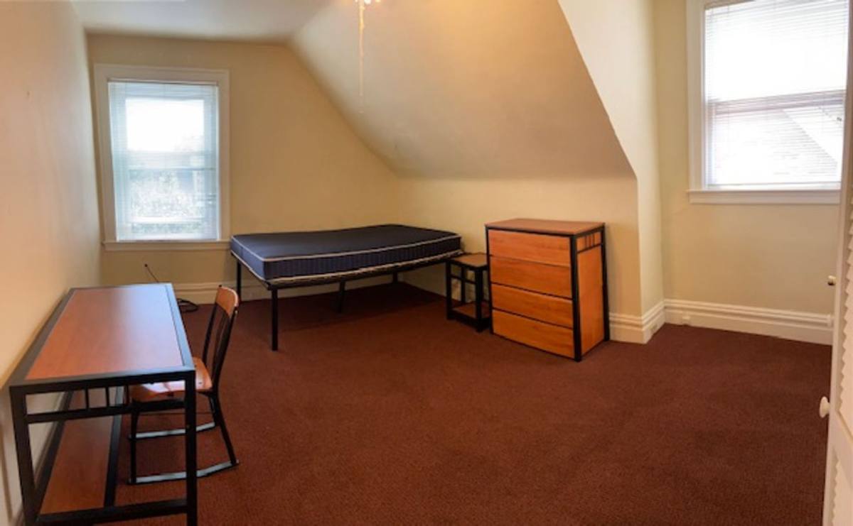 Apartment for rent at 237 N Dithridge, Pittsburgh, PA 15213