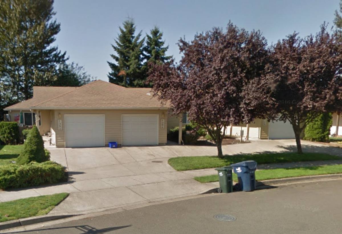 Apartment for rent at 1352, 1354, 1356 Bramblewood Lane, Eugene, OR 97404