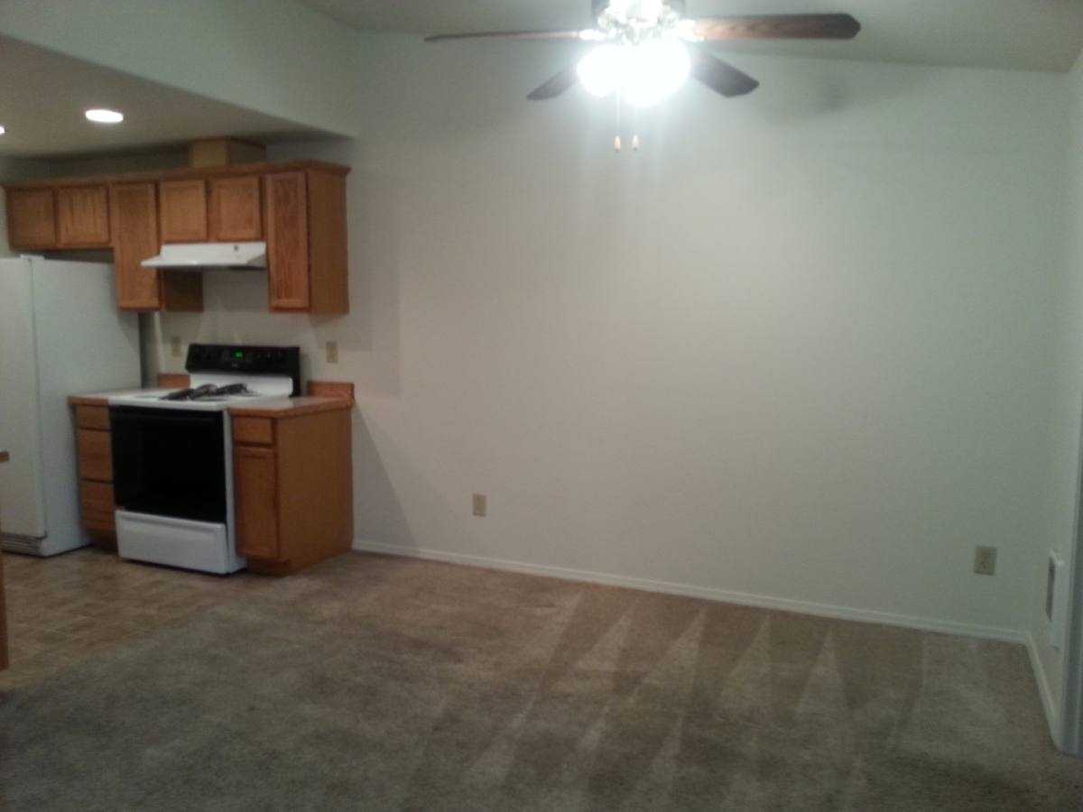Apartment for rent at 1352, 1354, 1356 Bramblewood Lane, Eugene, OR 97404