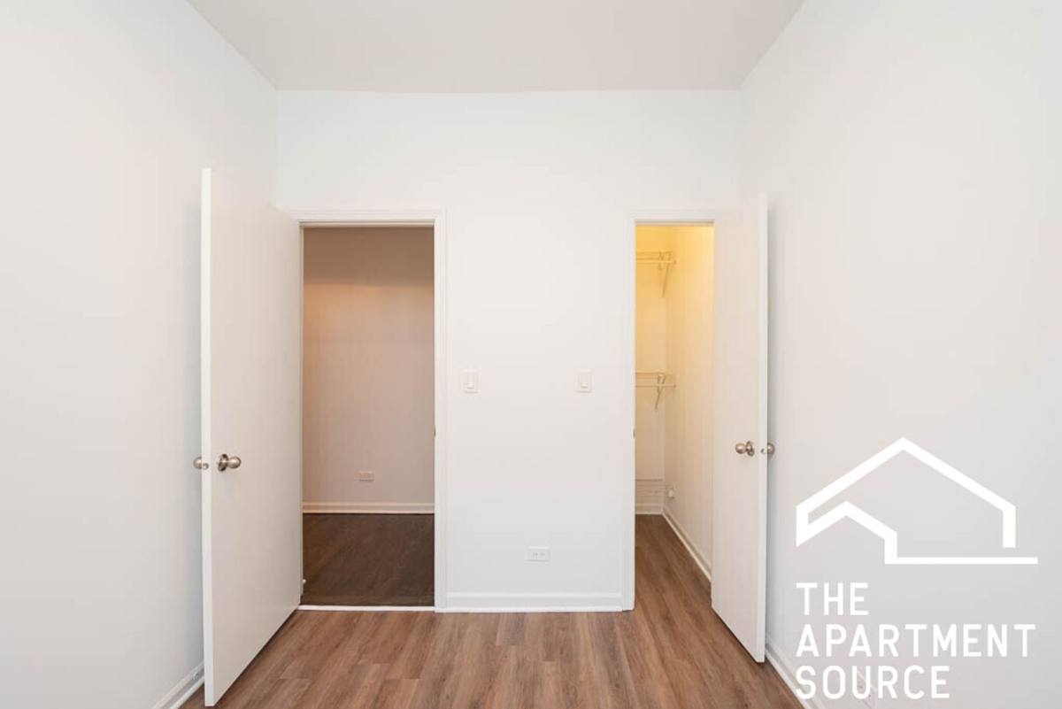 Apartment for rent at 5054 N Winthrop Ave, Chicago, IL 60640