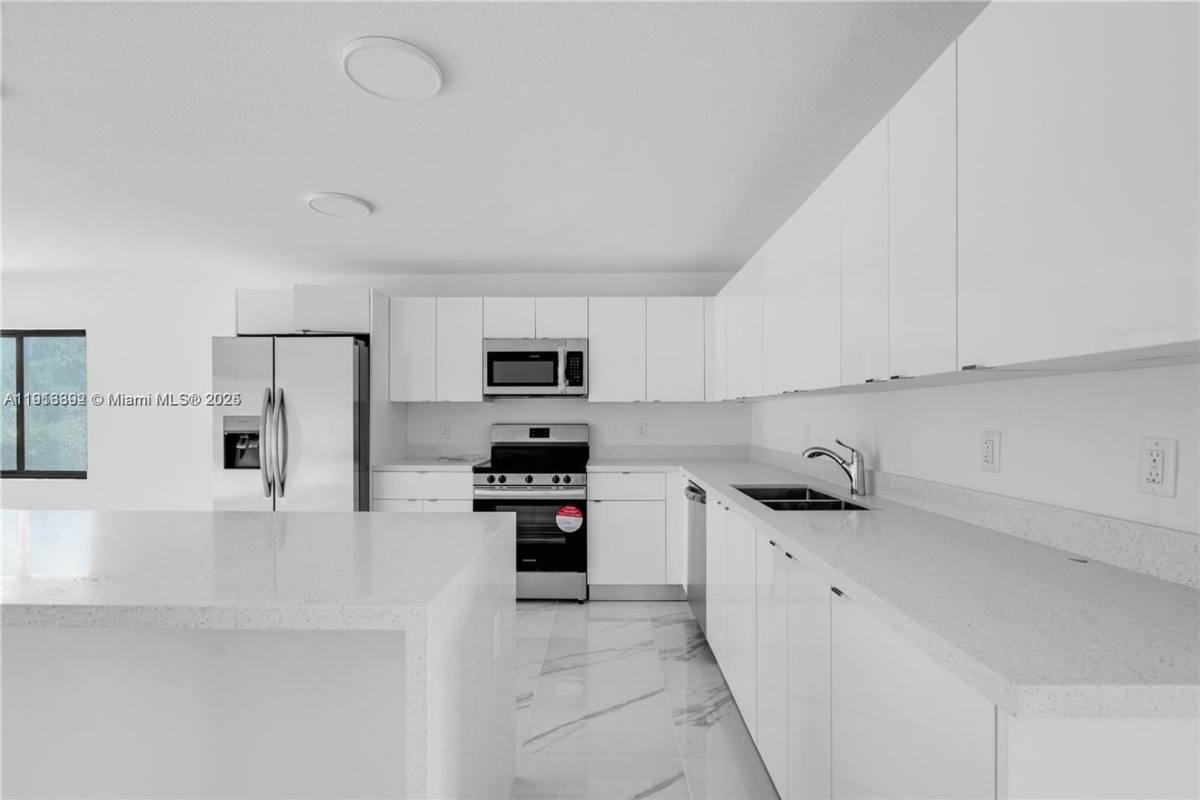 House for rent at 152 NW 18th St, Homestead, FL 33030